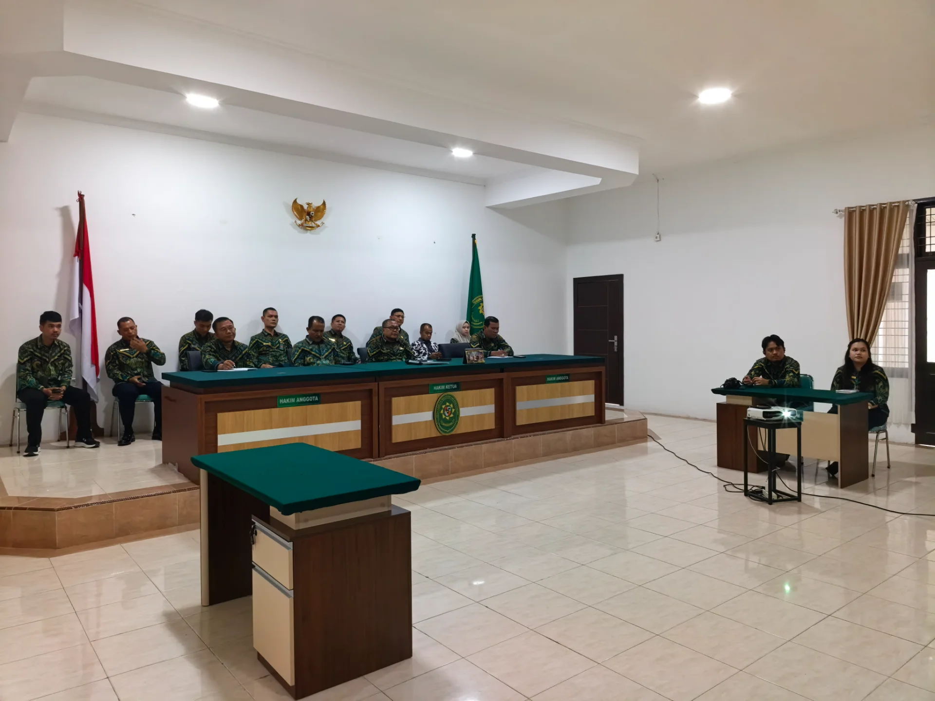 Perkuat Integritas dan Kualitas Pelayanan, Pengadilan Militer I-03 Pekanbaru Ikuti Pembinaan Ditjen Badilmiltun